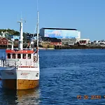 Sjostrand Rorbuer منتجع
