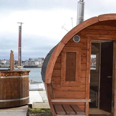 Sjostrand Rorbuer Ballstad