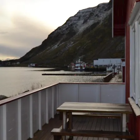 Sjøstrand Rorbuer V Børge Iversen As