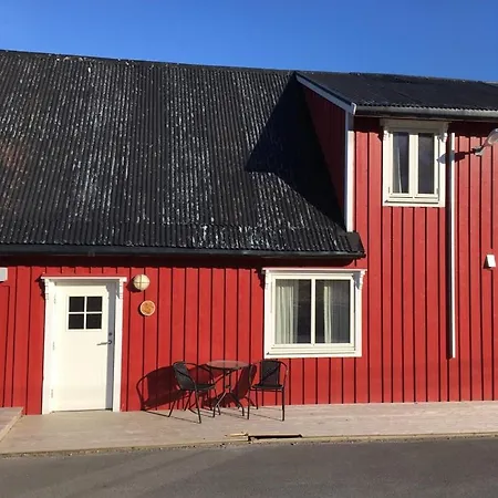 Sjostrand Rorbuer V Borge Iversen As Resort