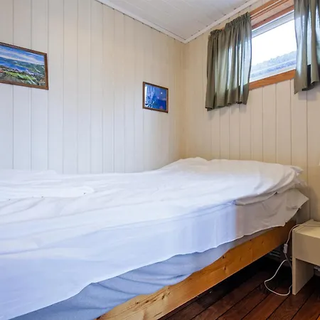 Resort Sjostrand Rorbuer Ballstad