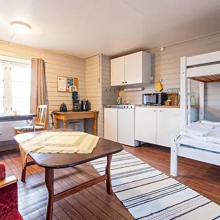 Sjostrand Rorbuer 3*