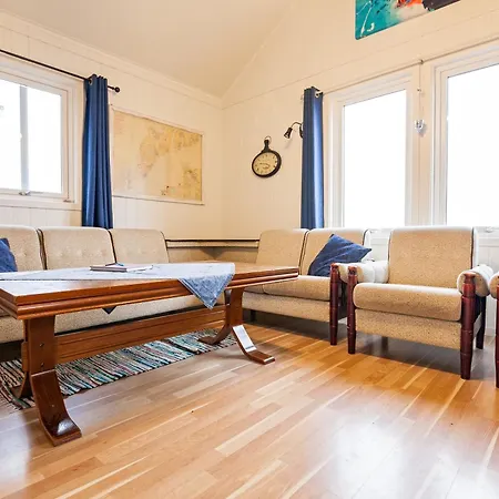 Sjøstrand Rorbuer V Børge Iversen As *