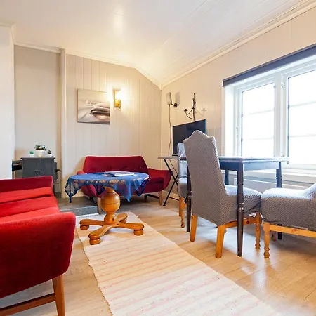 Sjostrand Rorbuer Resort Ballstad