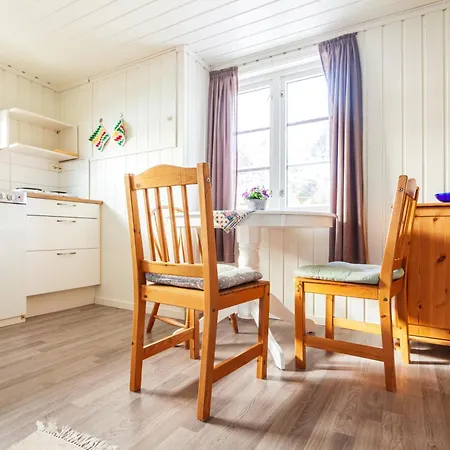 Θέρετρο Sjostrand Rorbuer 3*