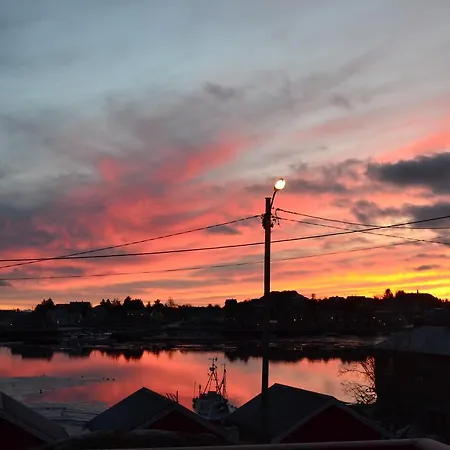 Sjøstrand Rorbuer V Børge Iversen As