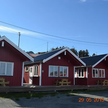 Resort Sjostrand Rorbuer V Borge Iversen As Ballstad