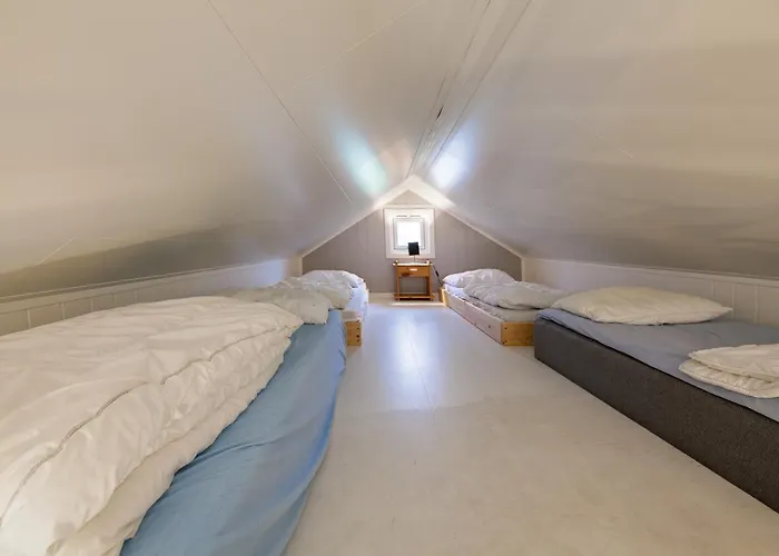 Resort Sjostrand Rorbuer Ballstad