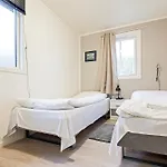 Sjostrand Rorbuer 3* Ballstad
