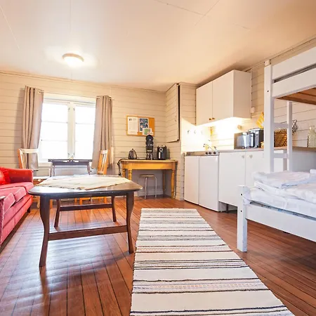 Sjostrand Rorbuer Resort 3*