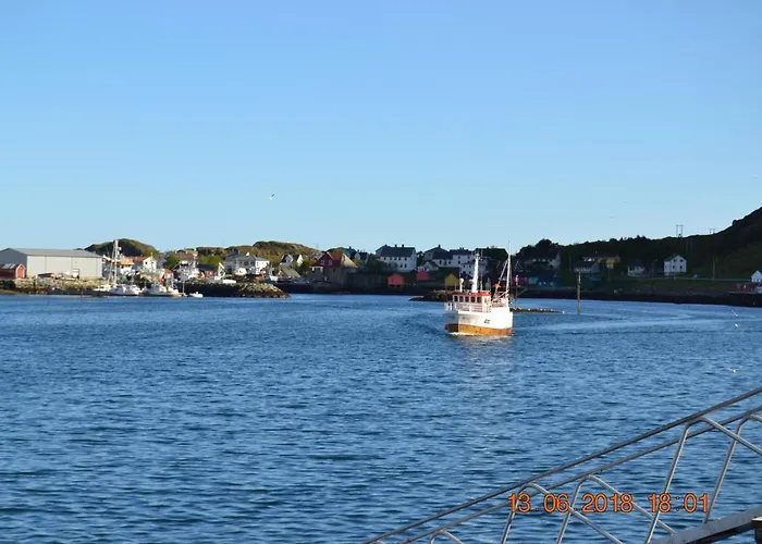 Sjostrand Rorbuer 3*